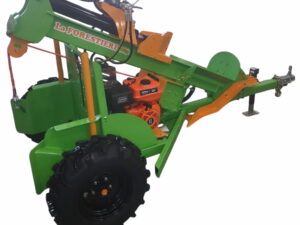 Débusqueuse La Forestière V07 avec fendeuse hydraulique